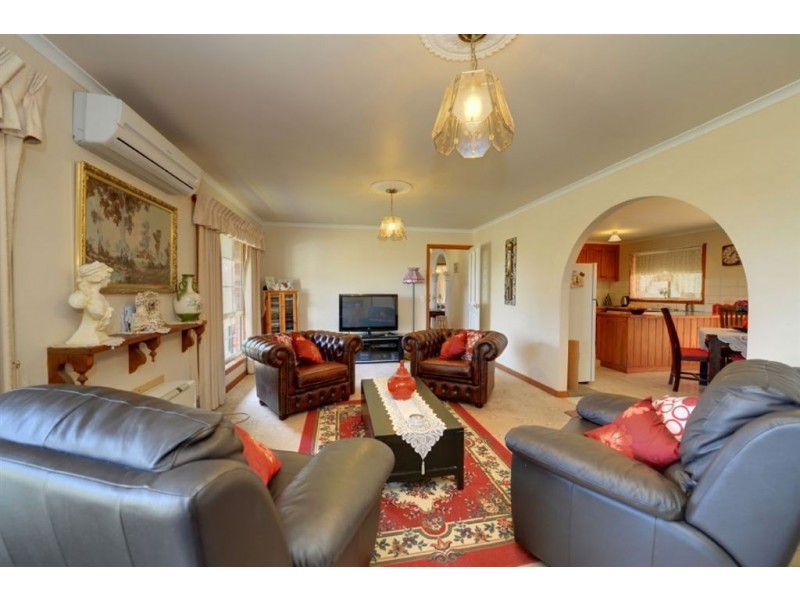 10 Charles Scorer Court, Magpie VIC 3352