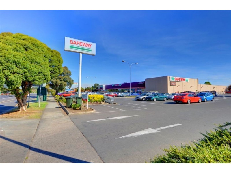 33 Yarrowee Street, Sebastopol VIC 3356