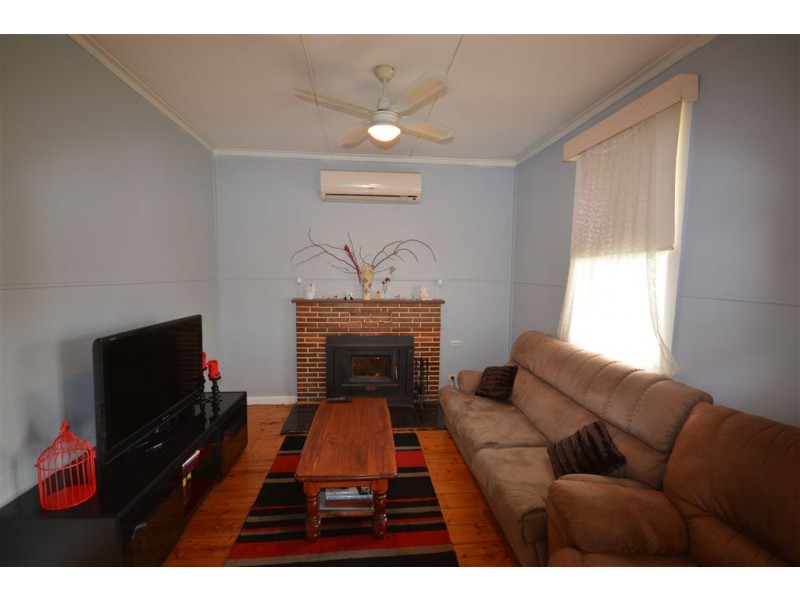 106 Clunes Rd, Creswick VIC 3363