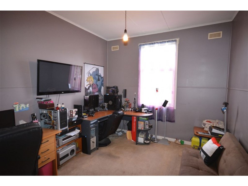 106 Clunes Rd, Creswick VIC 3363