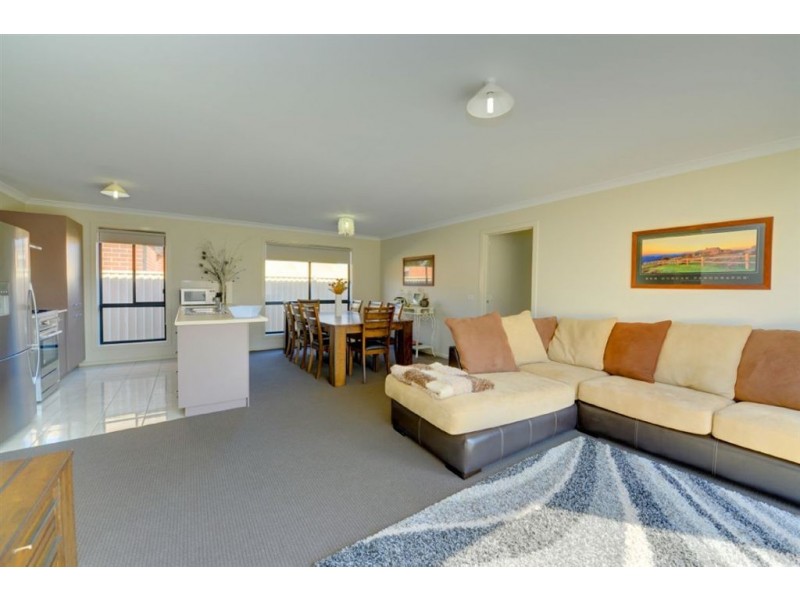 20 Stella Drive, Delacombe VIC 3356