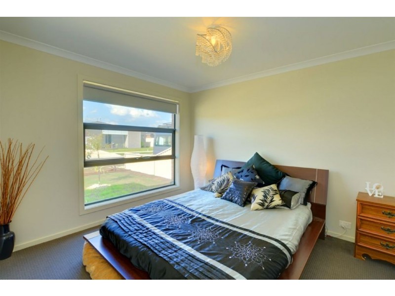 20 Stella Drive, Delacombe VIC 3356