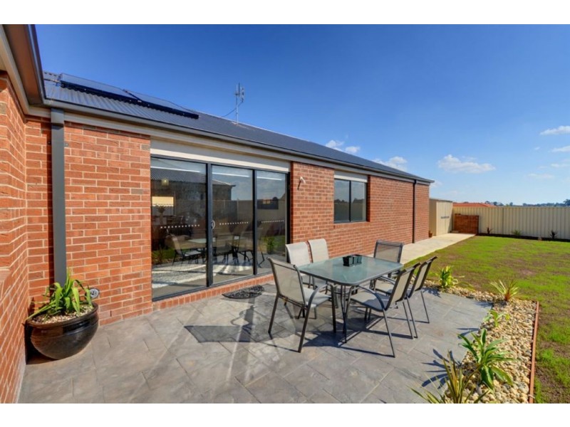 20 Stella Drive, Delacombe VIC 3356