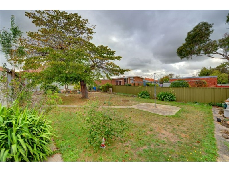 14 Grammar Street, Wendouree VIC 3355