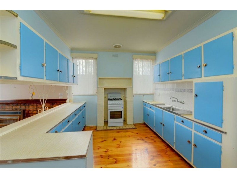 14 Grammar Street, Wendouree VIC 3355