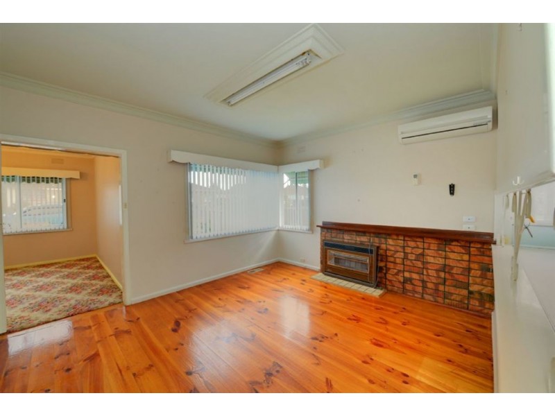 14 Grammar Street, Wendouree VIC 3355