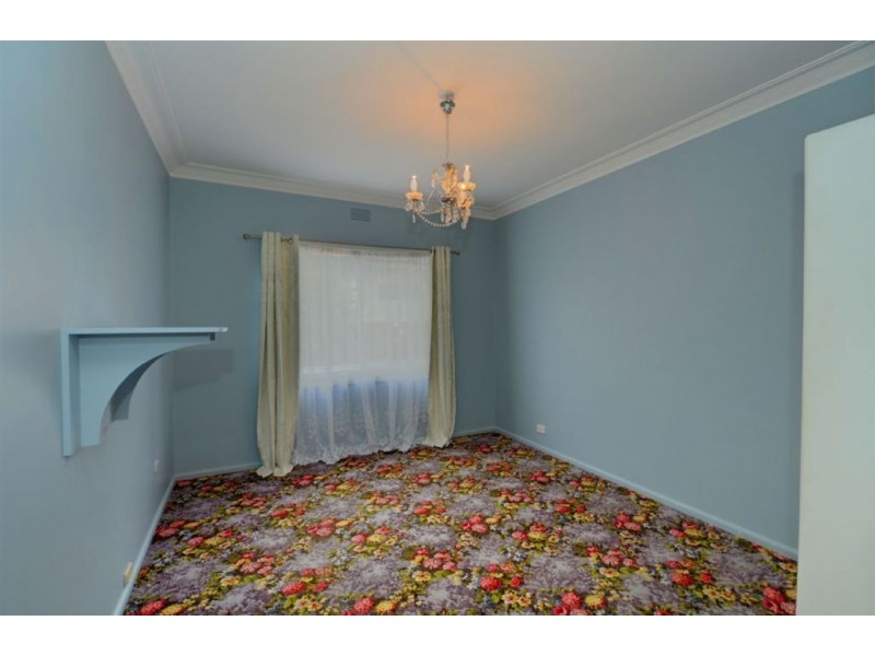 14 Grammar Street, Wendouree VIC 3355