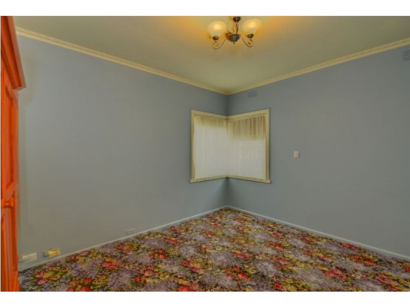 14 Grammar Street, Wendouree VIC 3355