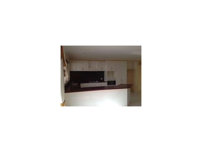 11 Clifton Street, Delacombe VIC 3356