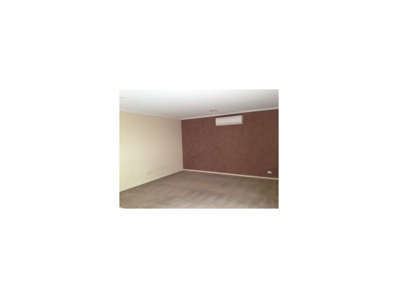 11 Clifton Street, Delacombe VIC 3356