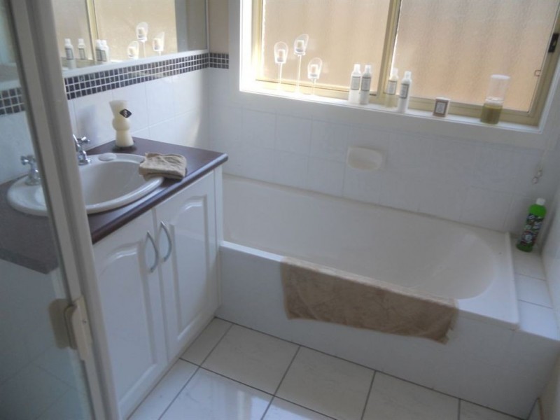 11 Clifton Street, Delacombe VIC 3356