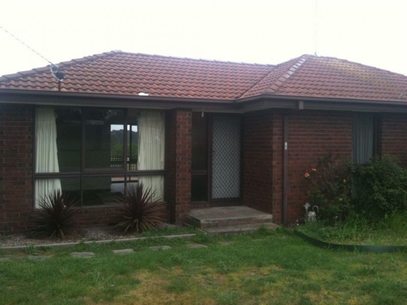 13 Sykes Avenue, Mount Clear VIC 3350