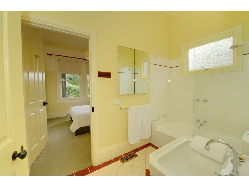 12 Ascot Street South, Ballarat VIC 3350