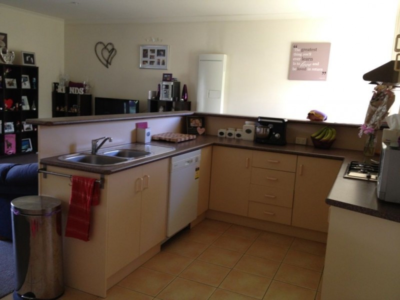 2/3 Cartledge Avenue, Mount Clear VIC 3350