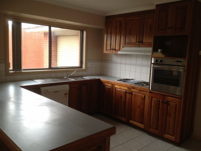 13 Balmoral Drive, Ballarat VIC 3350