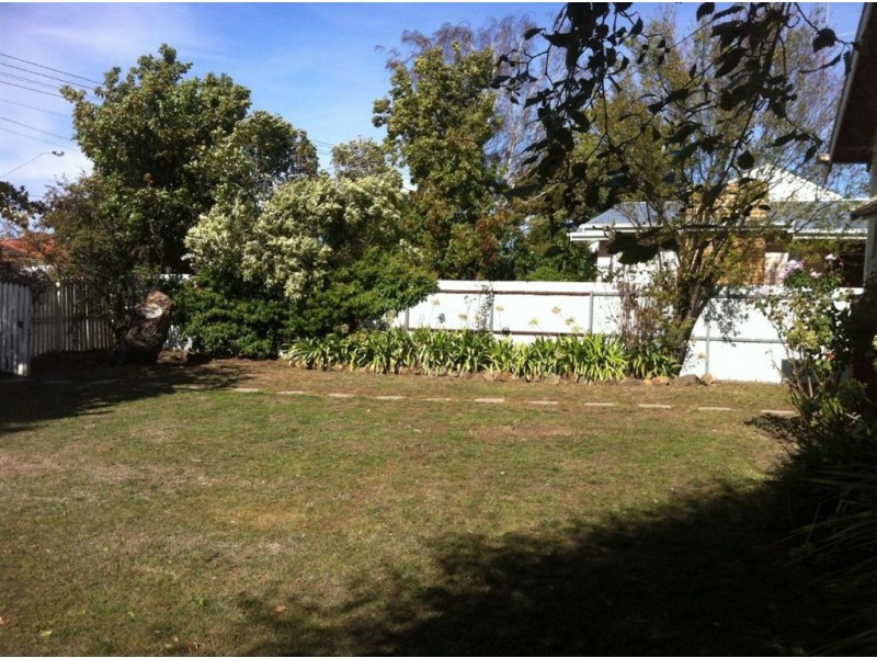 229 Dowling Street, Wendouree VIC 3355