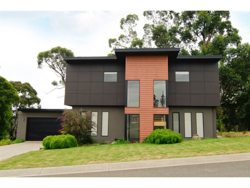 7 Augusta Drive, Creswick VIC 3363