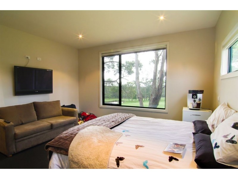 7 Augusta Drive, Creswick VIC 3363