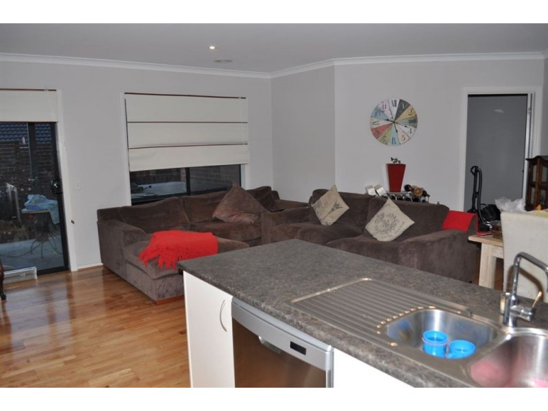 13 Daintree Close, Ballarat North VIC 3350