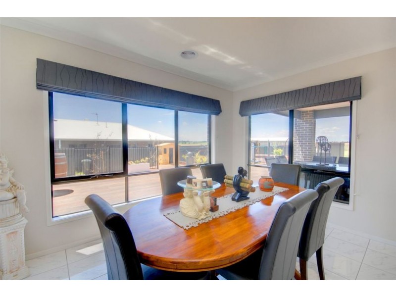 4 Maxwell Street, Cardigan Village VIC 3352