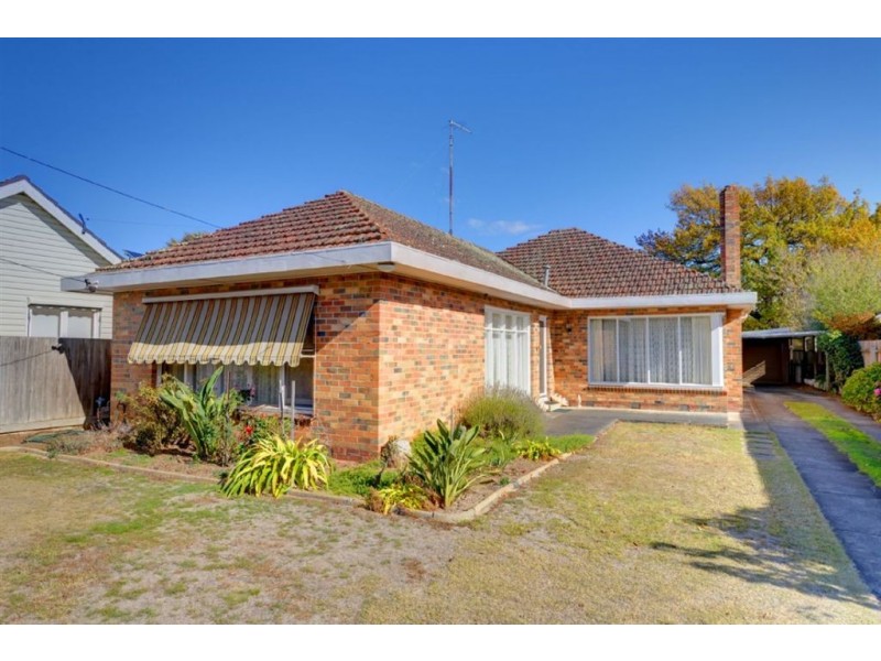 26 Victory Avenue, Alfredton VIC 3350