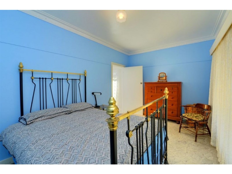 26 Victory Avenue, Alfredton VIC 3350