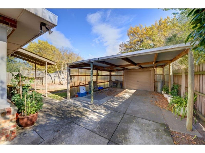 26 Victory Avenue, Alfredton VIC 3350