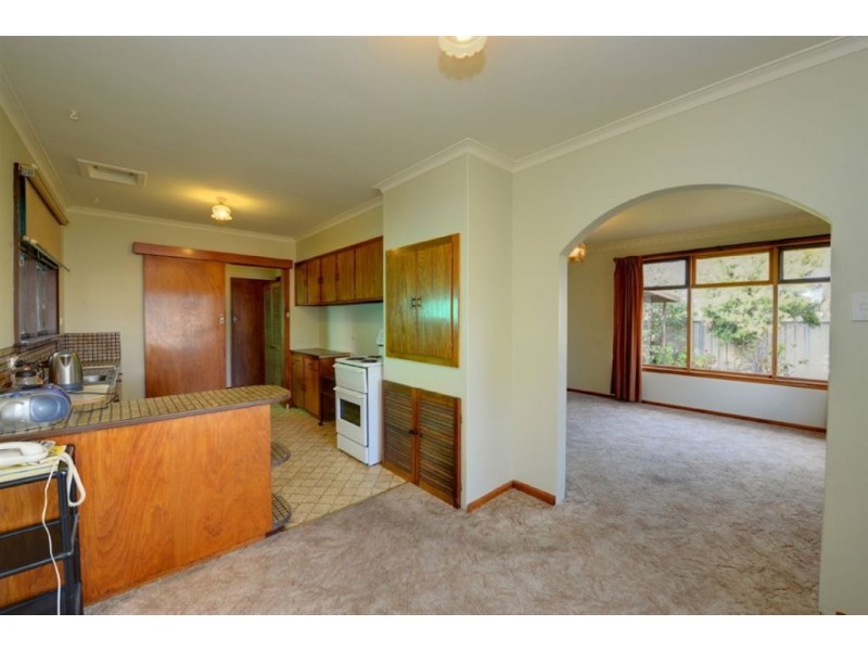 50 Grandview Grove, Wendouree VIC 3355