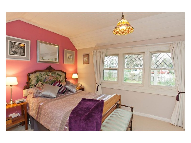 54 Carmody Drive, Creswick VIC 3363