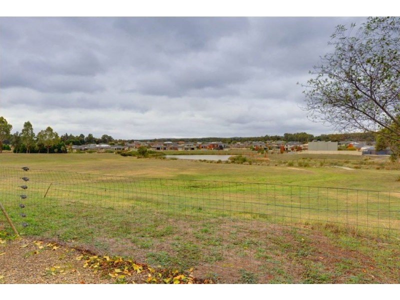 19 Milverton Lane, Ballarat VIC 3350