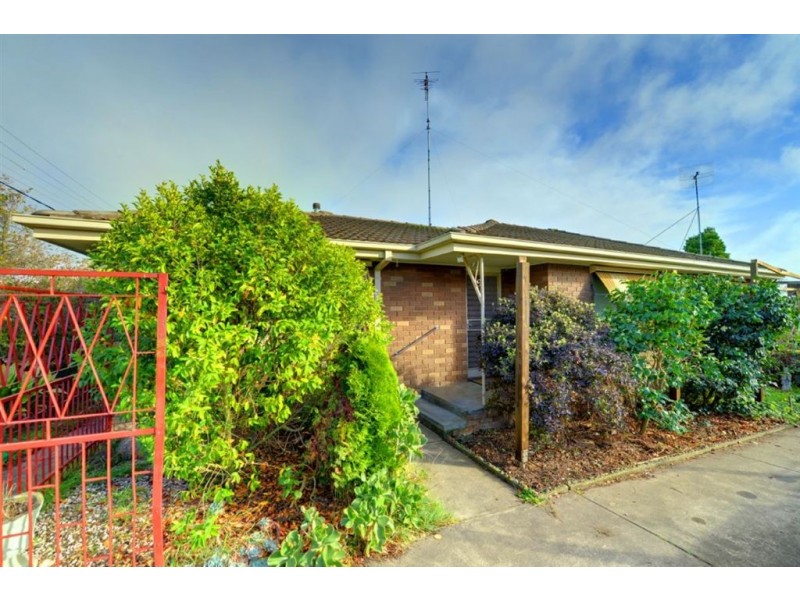 10 Stamford Street, Wendouree VIC 3355