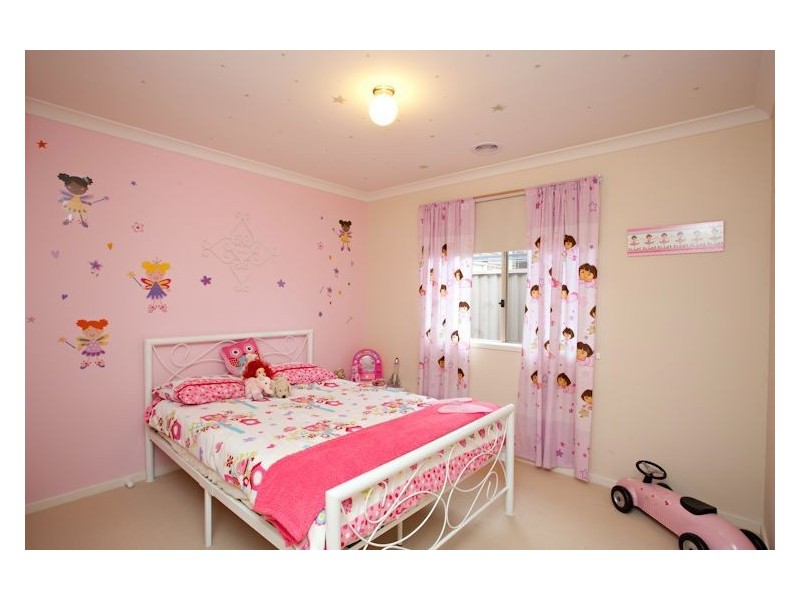 2 Rundell Place, Alfredton VIC 3350