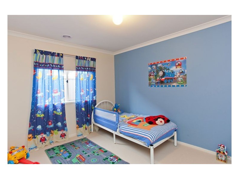 2 Rundell Place, Alfredton VIC 3350