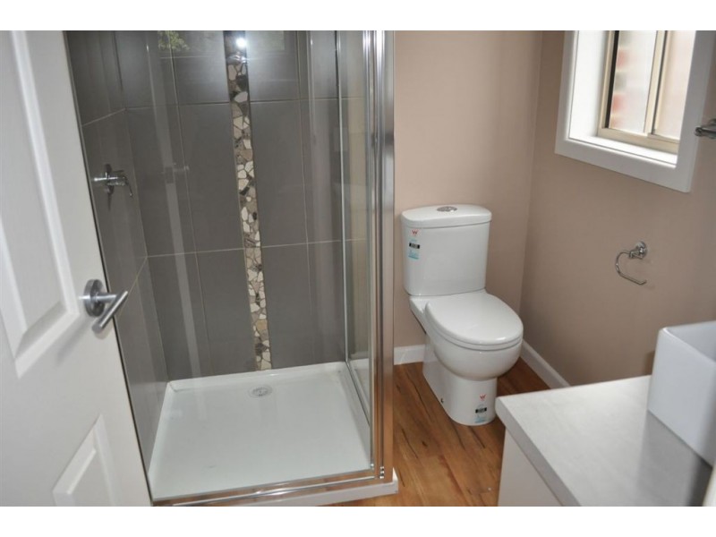 b/124 Joseph Street, Ballarat East VIC 3350