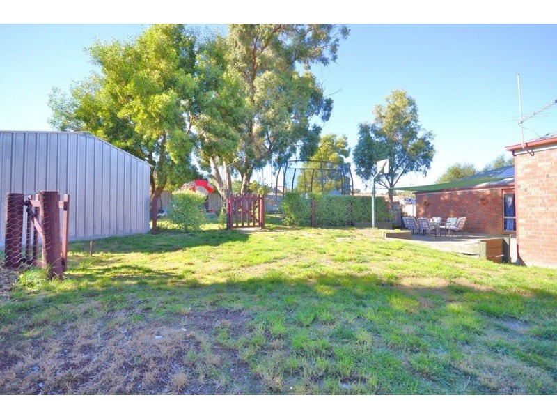 5 Bellbird Court, Mount Helen VIC 3350