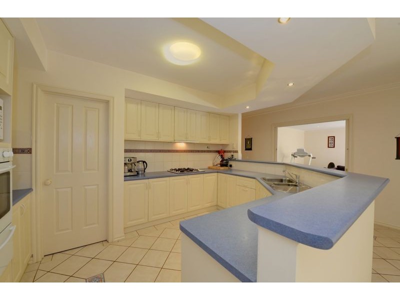 11 Whitely Crescent, Alfredton VIC 3350