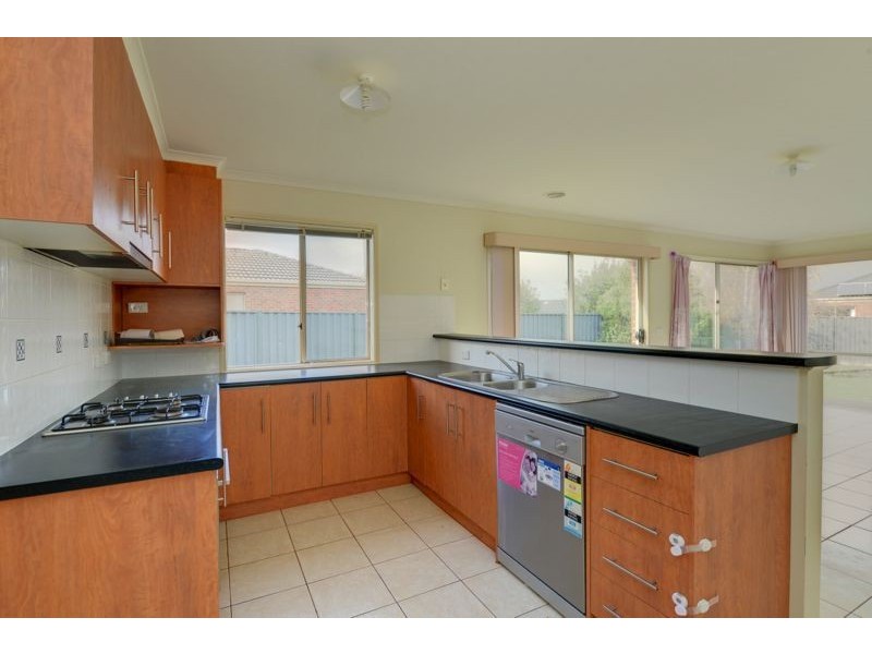 5 Leicester Court, Alfredton VIC 3350