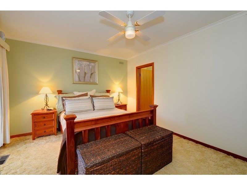 19 Club Crescent, Invermay Park VIC 3350