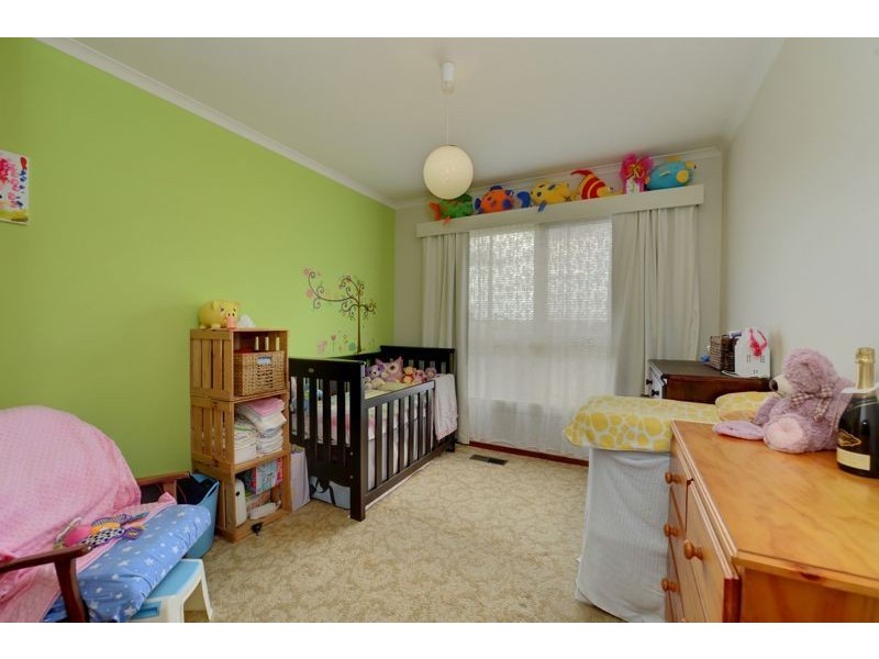 19 Club Crescent, Invermay Park VIC 3350