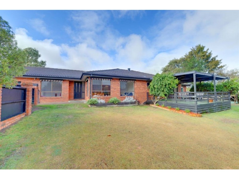 6 Lemeula Court, Invermay Park VIC 3350