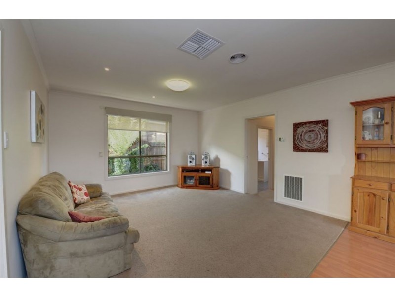 6 Lemeula Court, Invermay Park VIC 3350