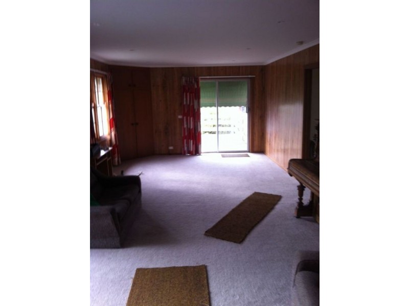 1147 Geelong Road, Mount Clear VIC 3350