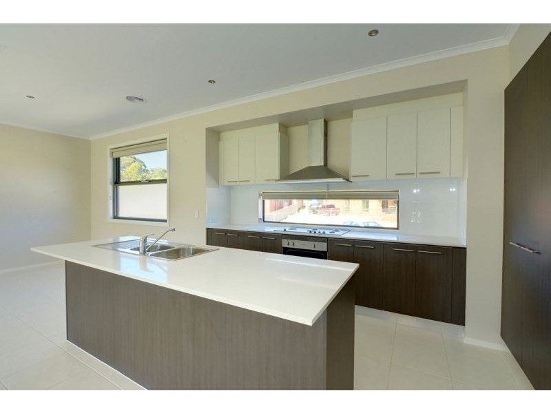 1/119 Yarana Drive, Mount Helen VIC 3350