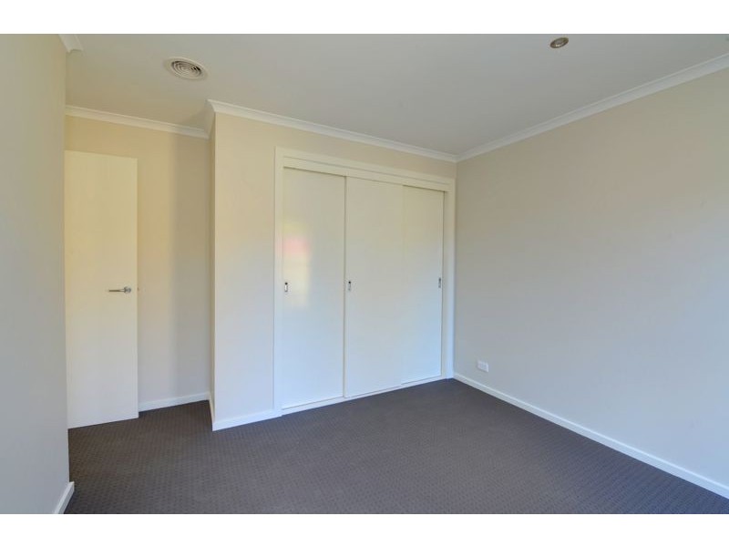 1/119 Yarana Drive, Mount Helen VIC 3350