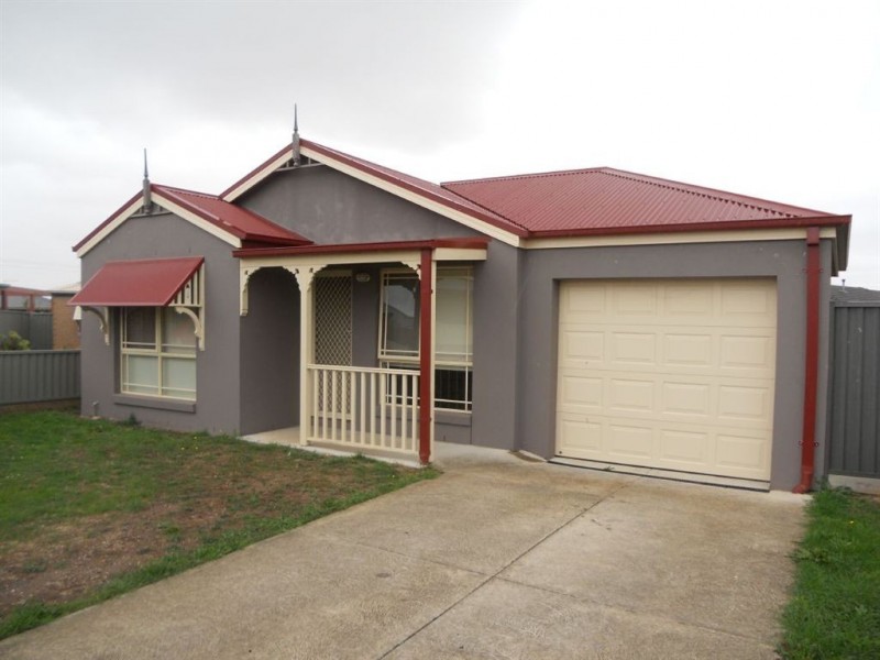 5B Rachel Court, Sebastopol VIC 3356