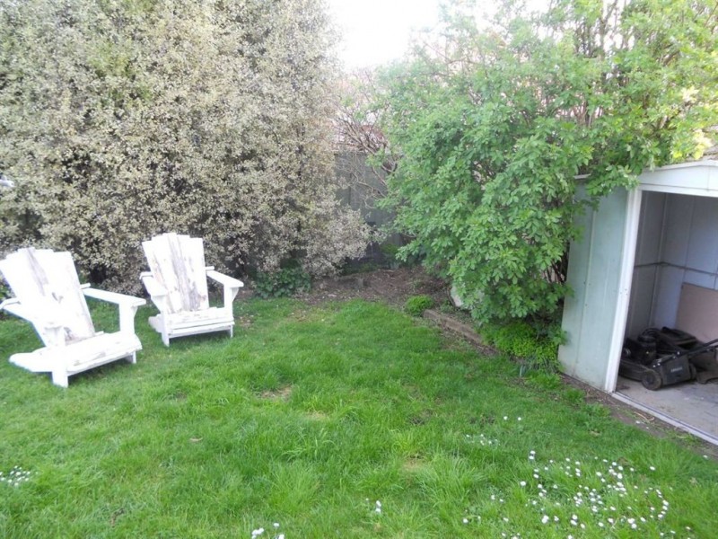 9 Duke Street, Newington VIC 3350