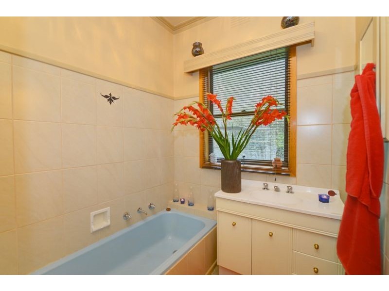 102 Daylesford Road, Brown Hill VIC 3350