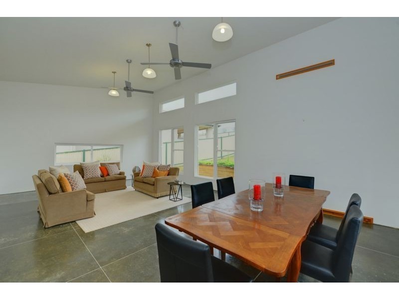 57 Hocking Avenue, Mount Clear VIC 3350