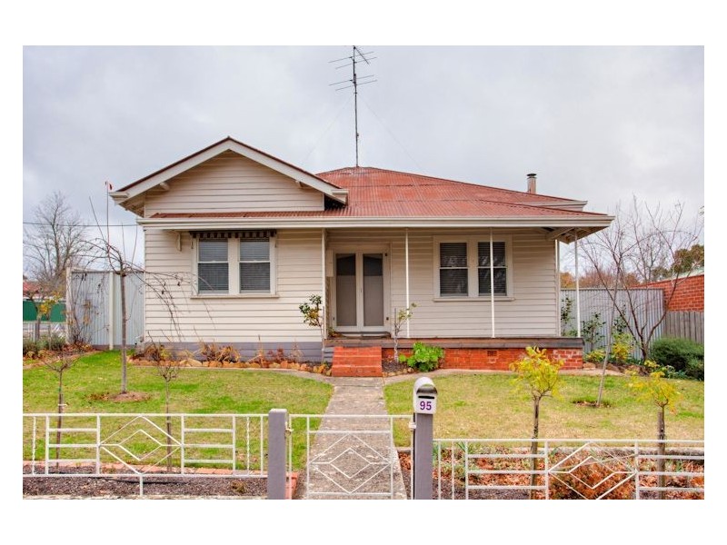 95 Napier Street, Creswick VIC 3363