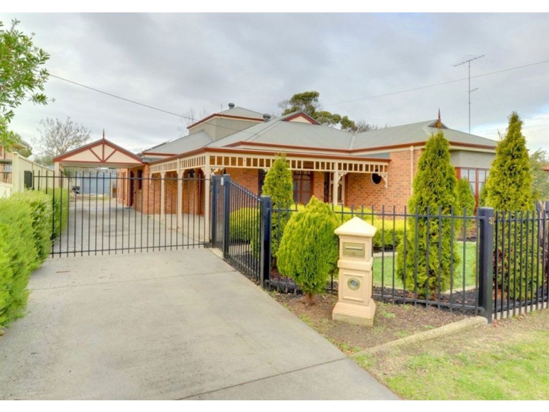 31 Yarrowee Street, Sebastopol VIC 3356